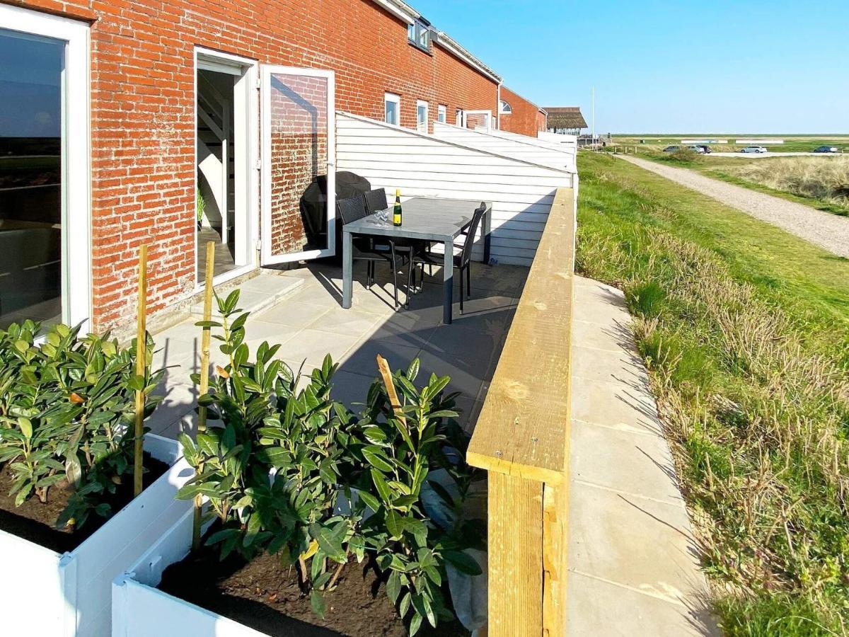 5 Person Holiday Home In R M Rømø Kirkeby Exterior foto